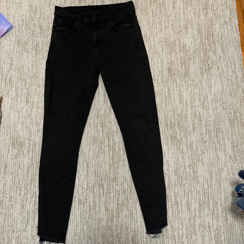 Mother stunner zip/fray black jeans. Size 26.